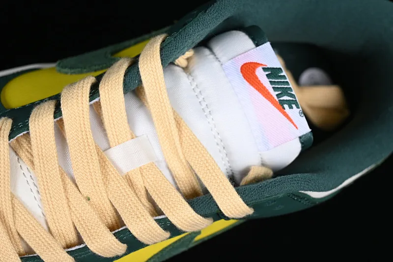 All Categories Nk SB Dunk Series Nk SB Dunk Low Low-top sneakers Nk Dunk Low SE "Noble Green" Classic Brazilian color SB low-top sports and leisure sneakers FD0350-133